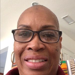 Meet your Posher, Ora